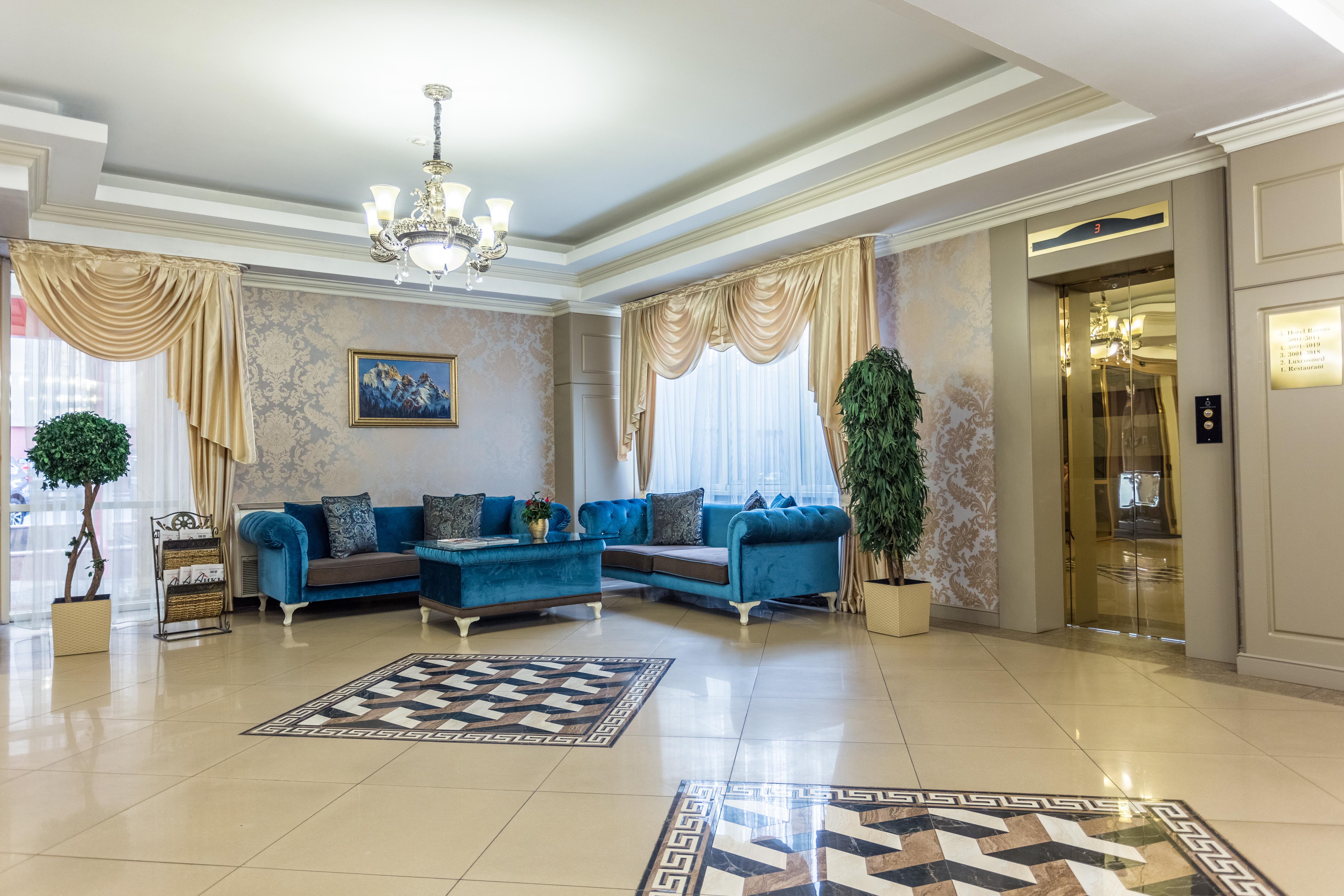 Grand Sapphire Hotel アルマトイ エクステリア 写真