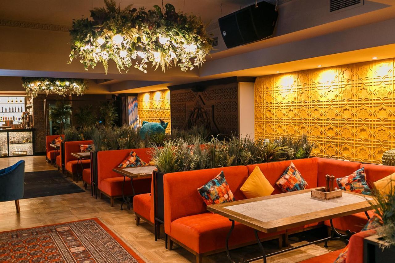 Grand Sapphire Hotel アルマトイ エクステリア 写真
